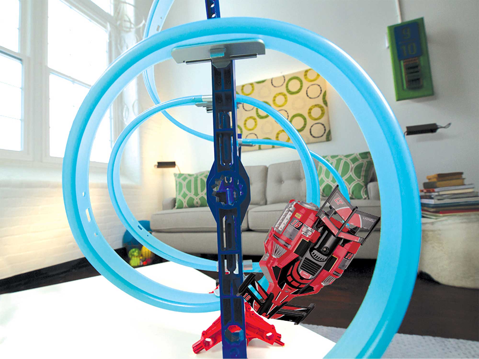 Mega Tracks™ Corkscrew Chaos™ Starter Set Red Car